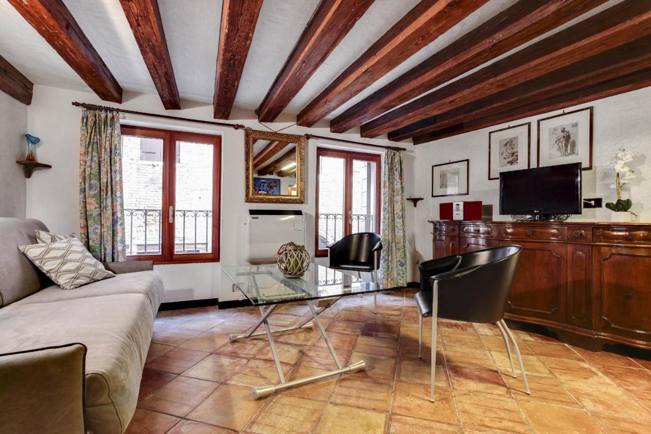Canal View Suite In Rialto By Wonderful Italy เวนิส ภายนอก รูปภาพ