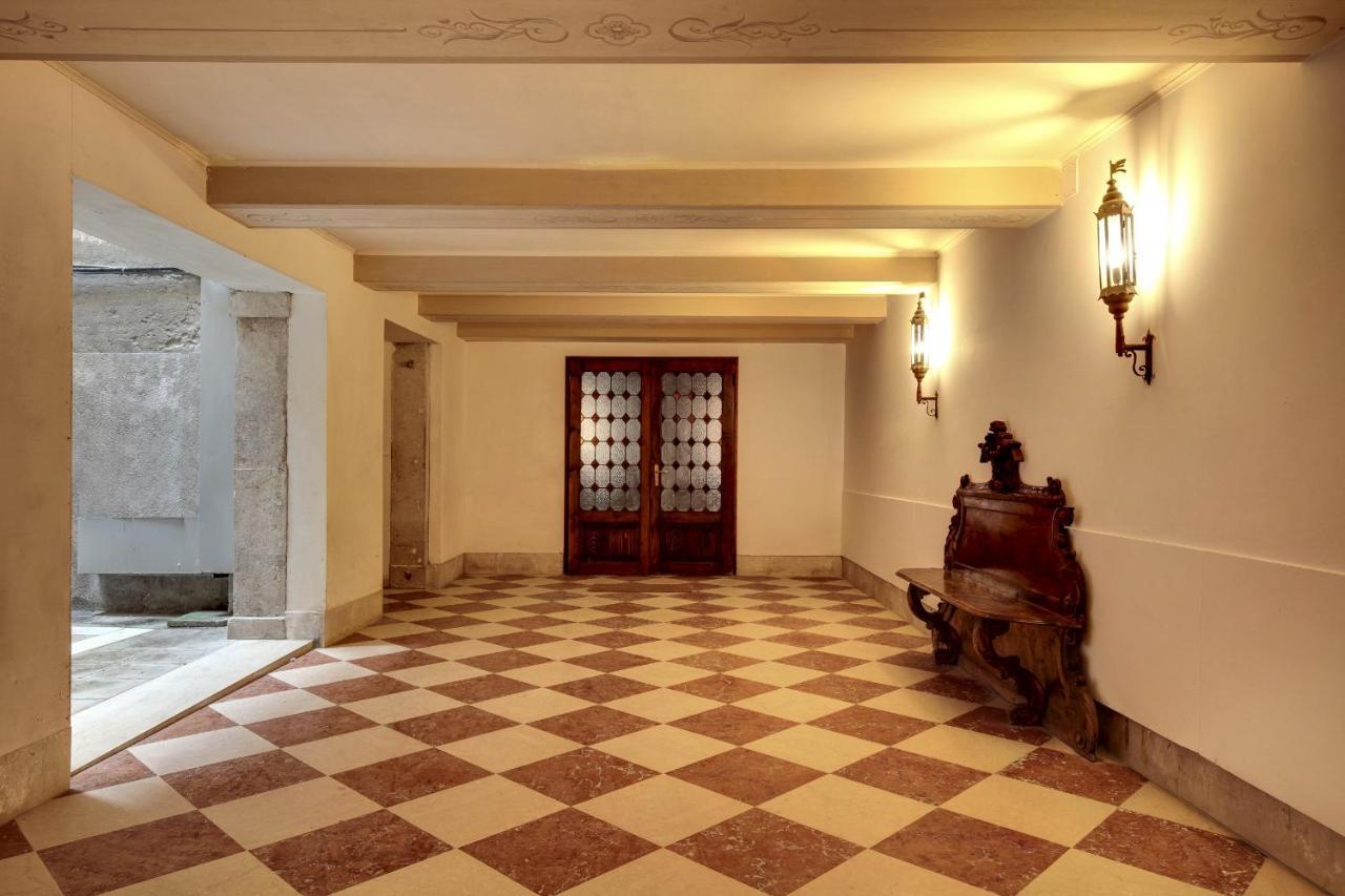 Canal View Suite In Rialto By Wonderful Italy เวนิส ภายนอก รูปภาพ
